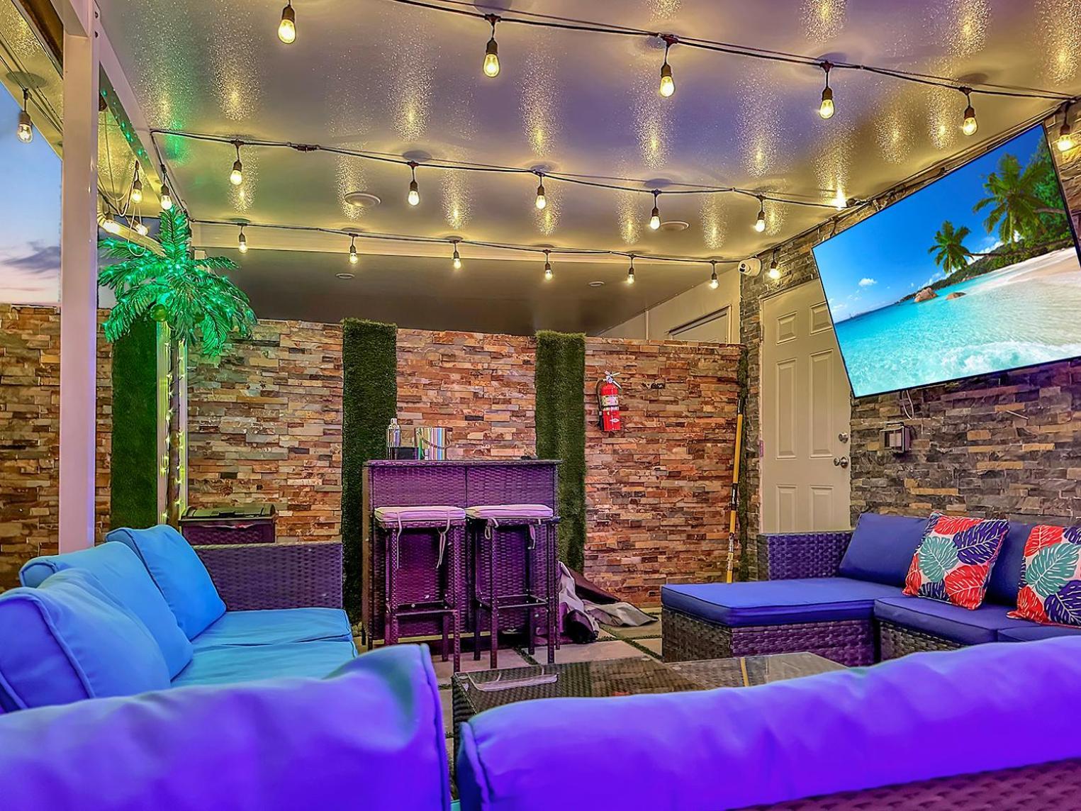 Vacay Spot Experience Luna Sky! 65" Tv Bar, Bbq, Shower Massage Jets, Music, Go To Fl Keys Homestead Bagian luar foto