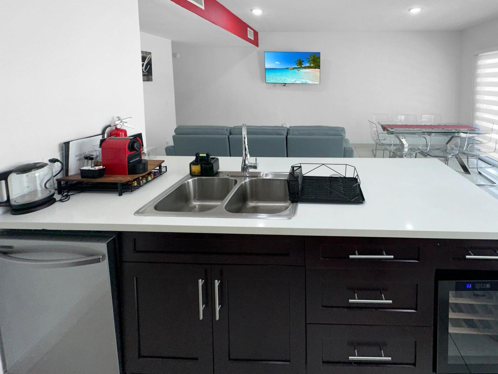 Vacay Spot Experience Luna Sky! 65" Tv Bar, Bbq, Shower Massage Jets, Music, Go To Fl Keys Homestead Bagian luar foto