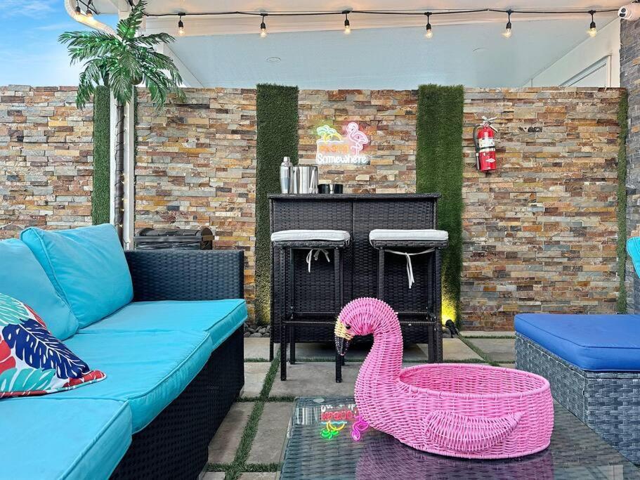 Vacay Spot Experience Luna Sky! 65" Tv Bar, Bbq, Shower Massage Jets, Music, Go To Fl Keys Homestead Bagian luar foto